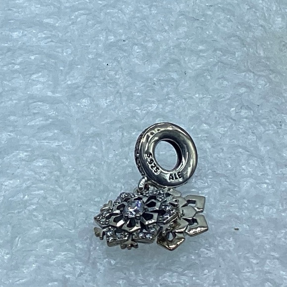 Pandora, “ Sparkling Snowflake “ Double Dangle Pendant Charm 792355C01 P116-9 - Picture 5 of 6